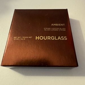 Hourglass Ambiet strobe lighting blush